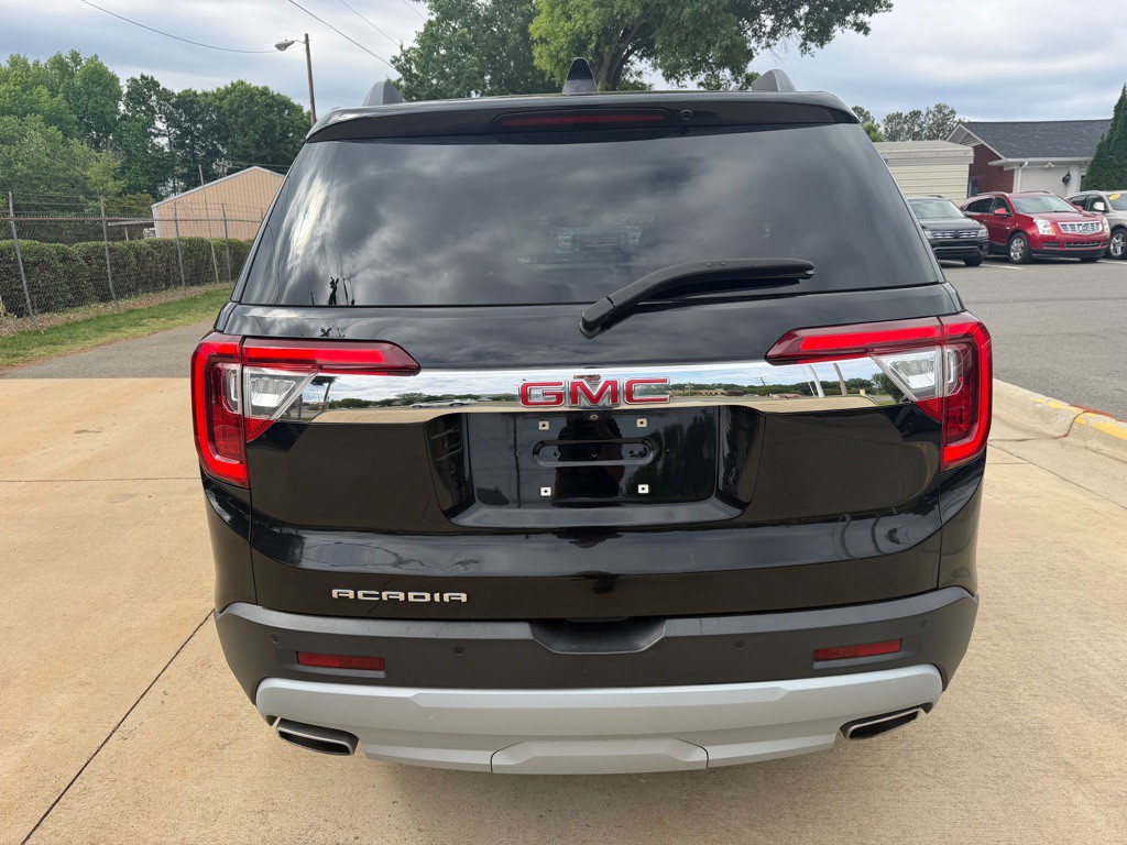 2020 GMC Acadia Image 6