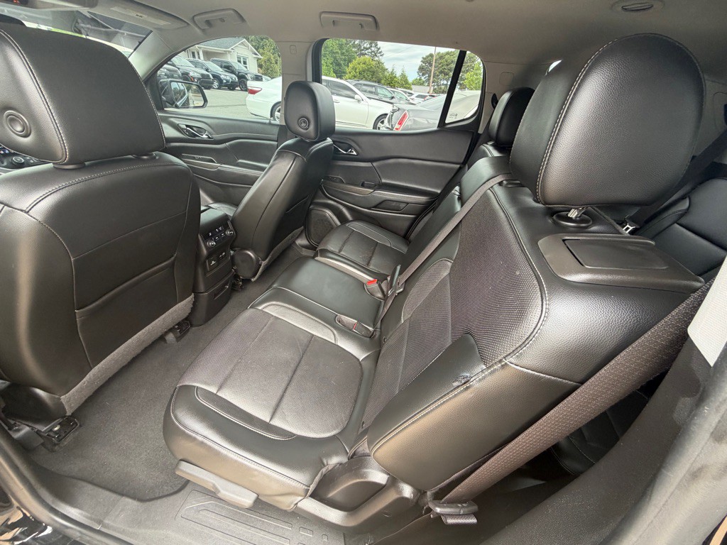 2020 GMC Acadia Image 12