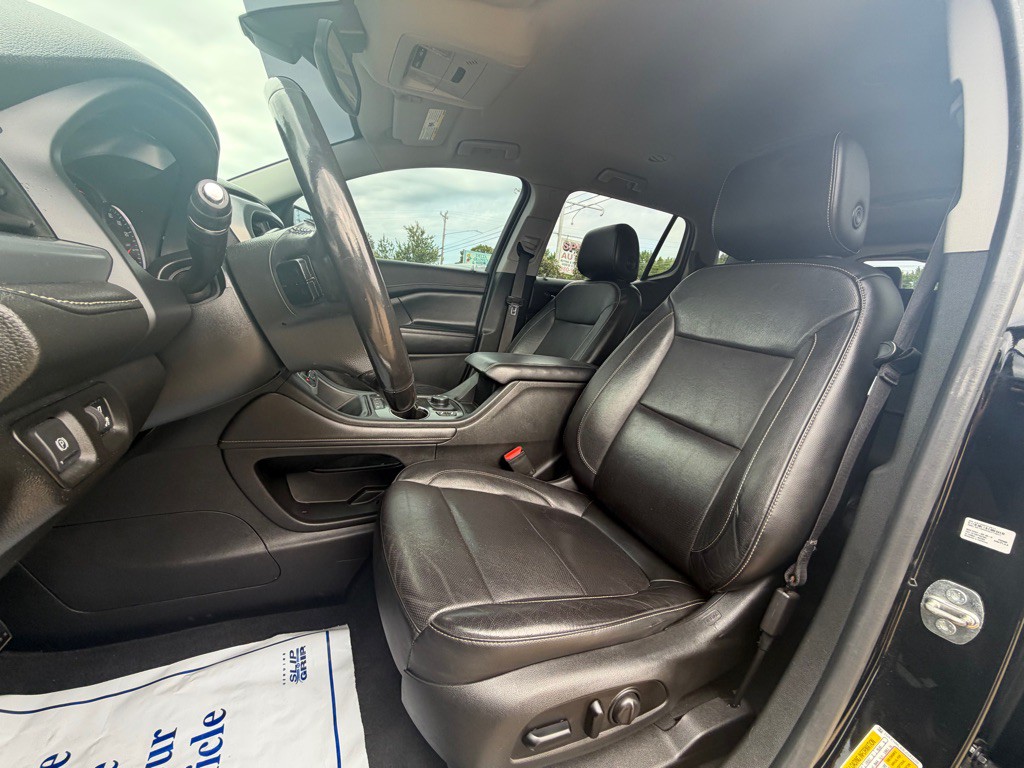 2020 GMC Acadia Image 18