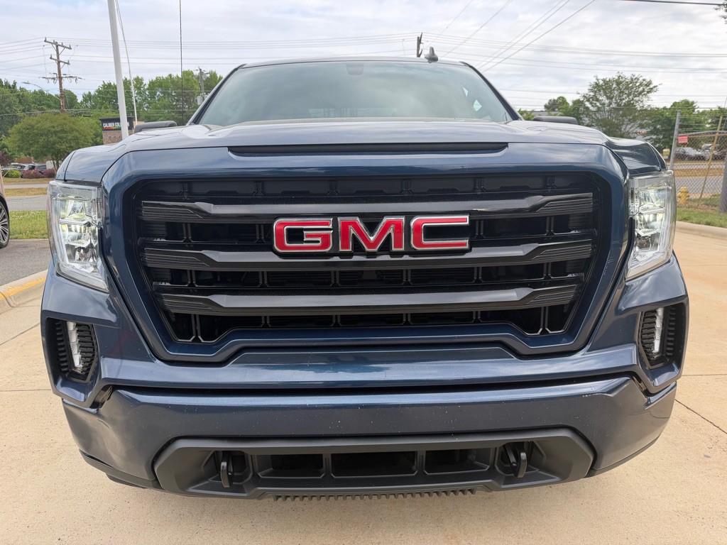 2020 GMC Sierra Image 2