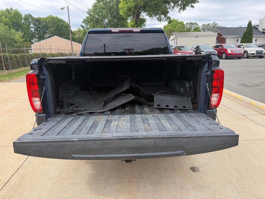 2020 GMC Sierra Image 8