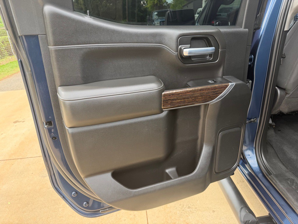 2020 GMC Sierra Image 11