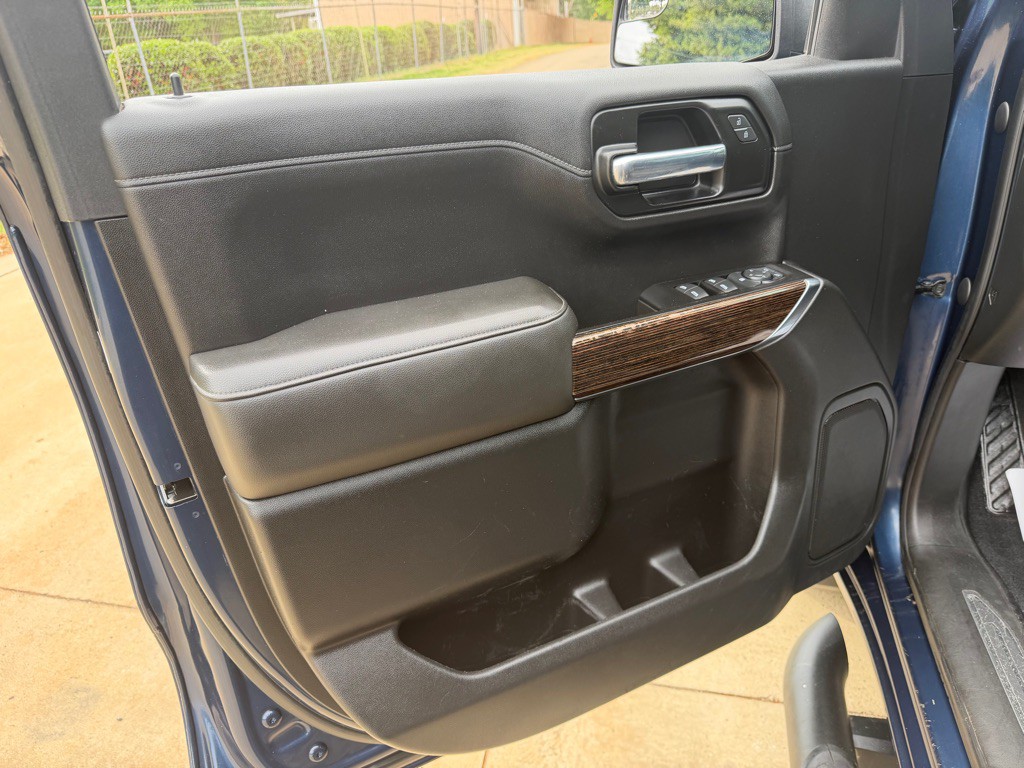 2020 GMC Sierra Image 13