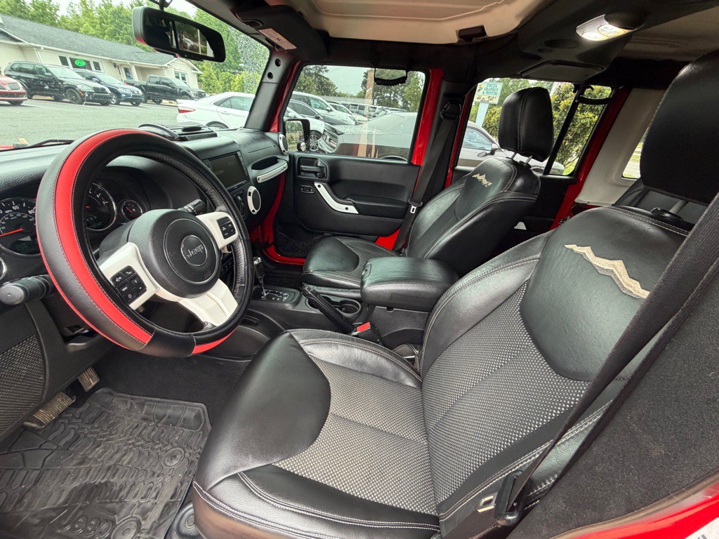 2015 Jeep Wrangler Unlimited Image 11