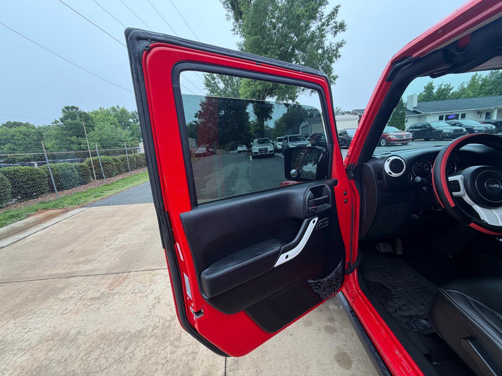 2015 Jeep Wrangler Unlimited Image 13