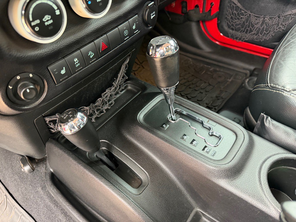 2015 Jeep Wrangler Unlimited Image 18
