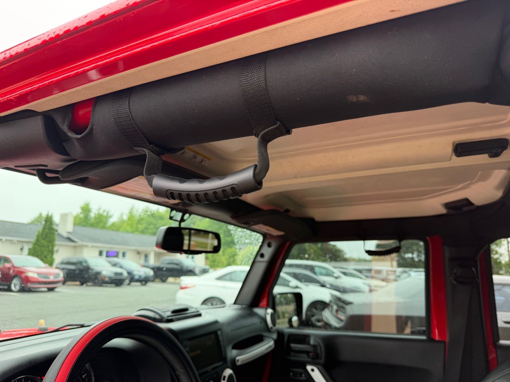 2015 Jeep Wrangler Unlimited Image 19