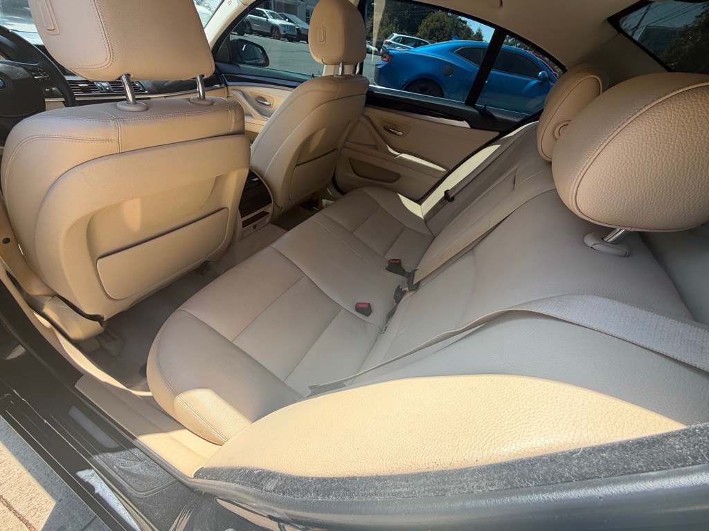 2014 BMW 5 Series Image 6