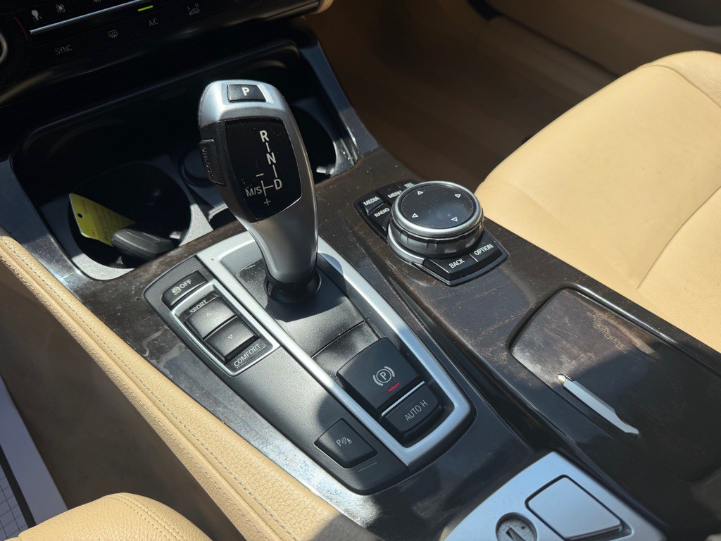 2014 BMW 5 Series Image 15
