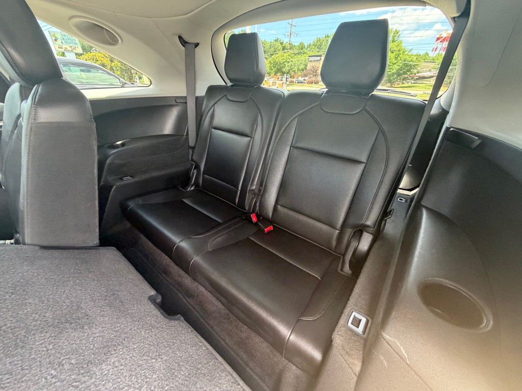 2017 Acura MDX Image 11