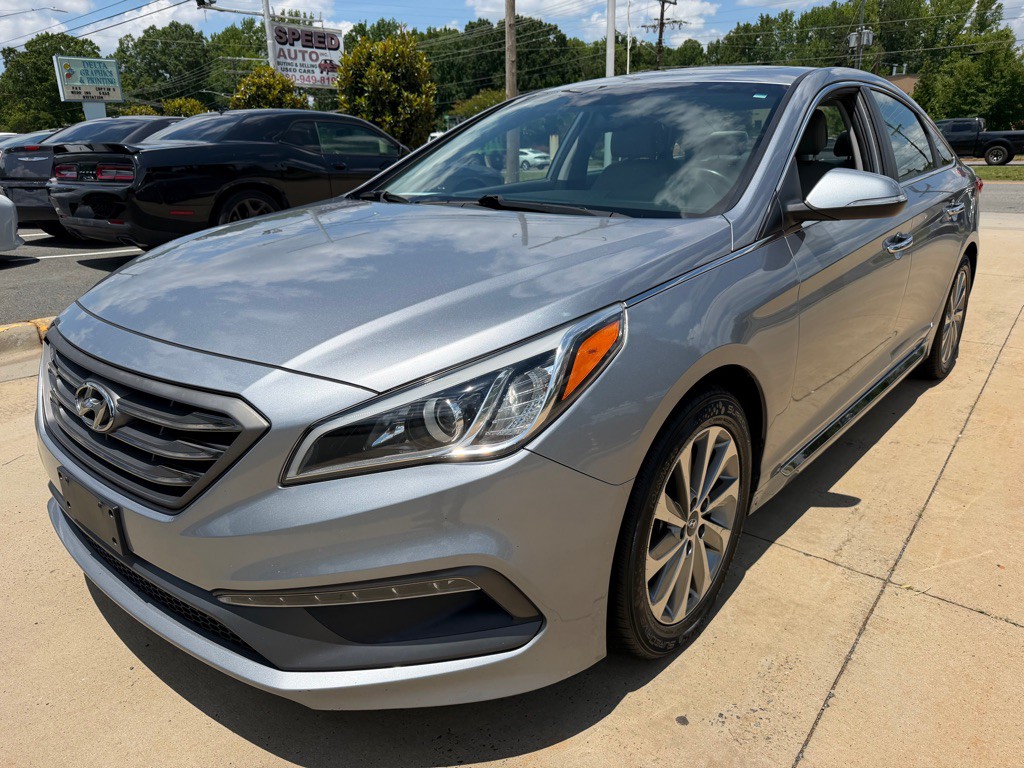2016 Hyundai Sonata Image 3