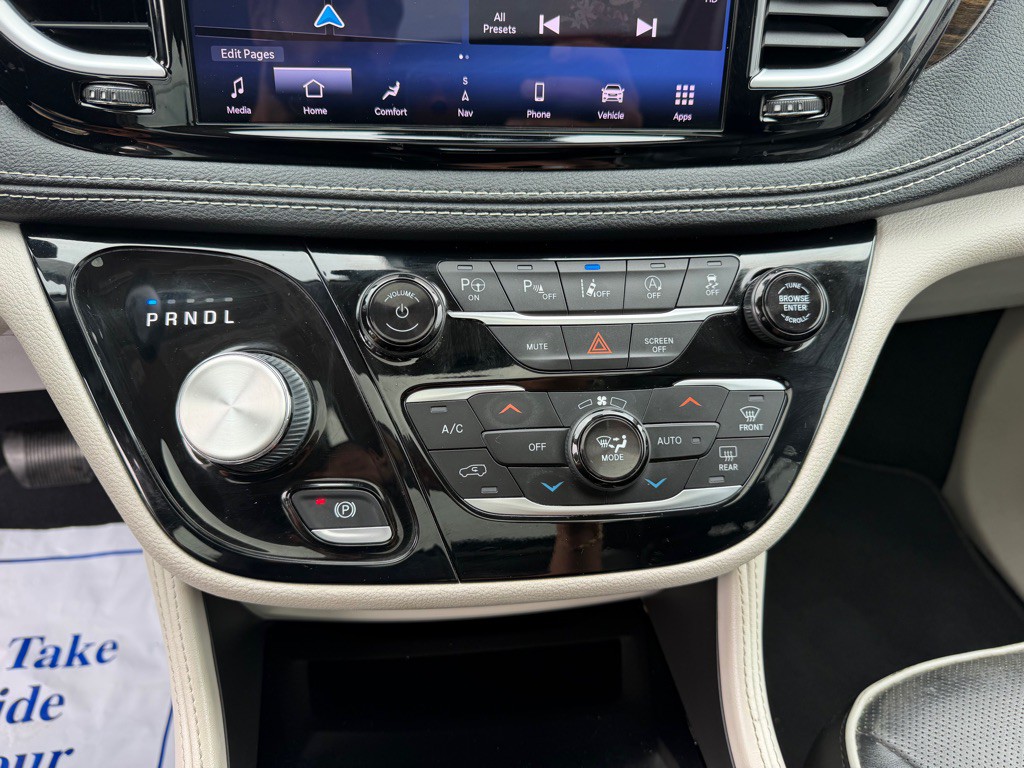 2022 Chrysler Pacifica Image 29