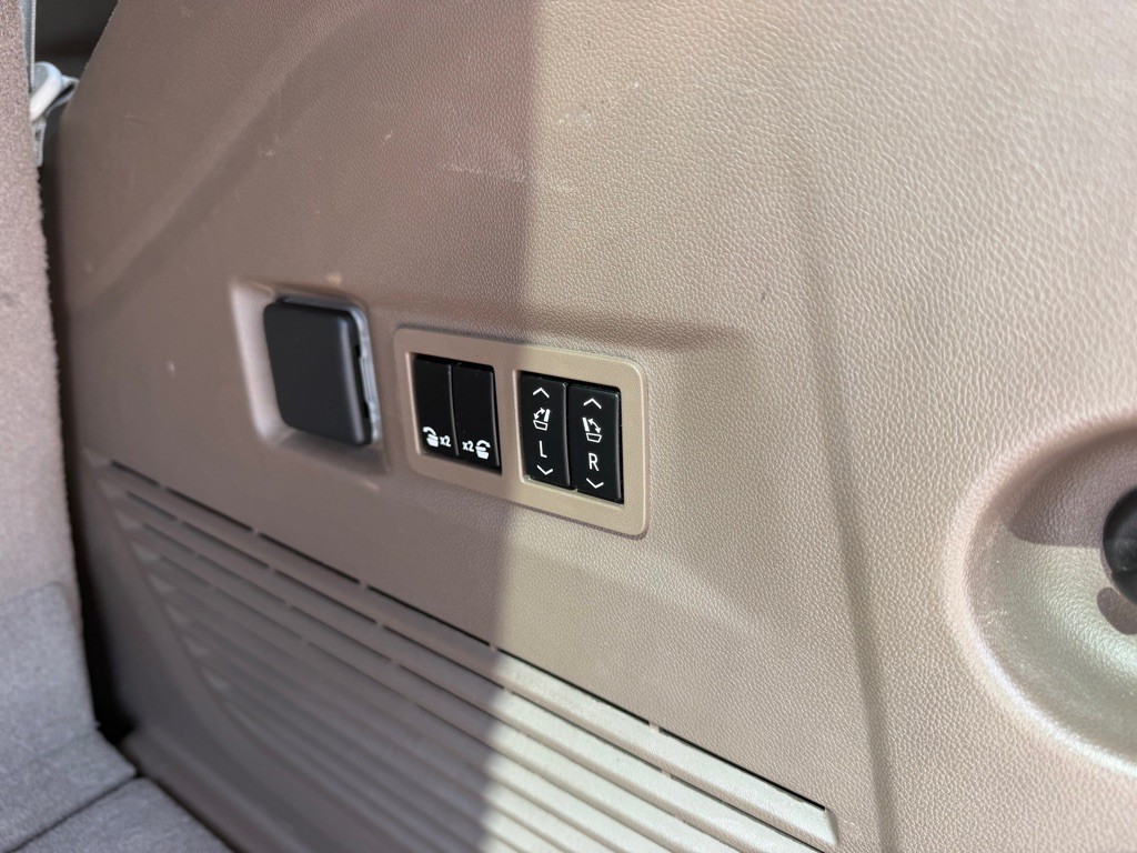 2021 GMC Yukon Image 9