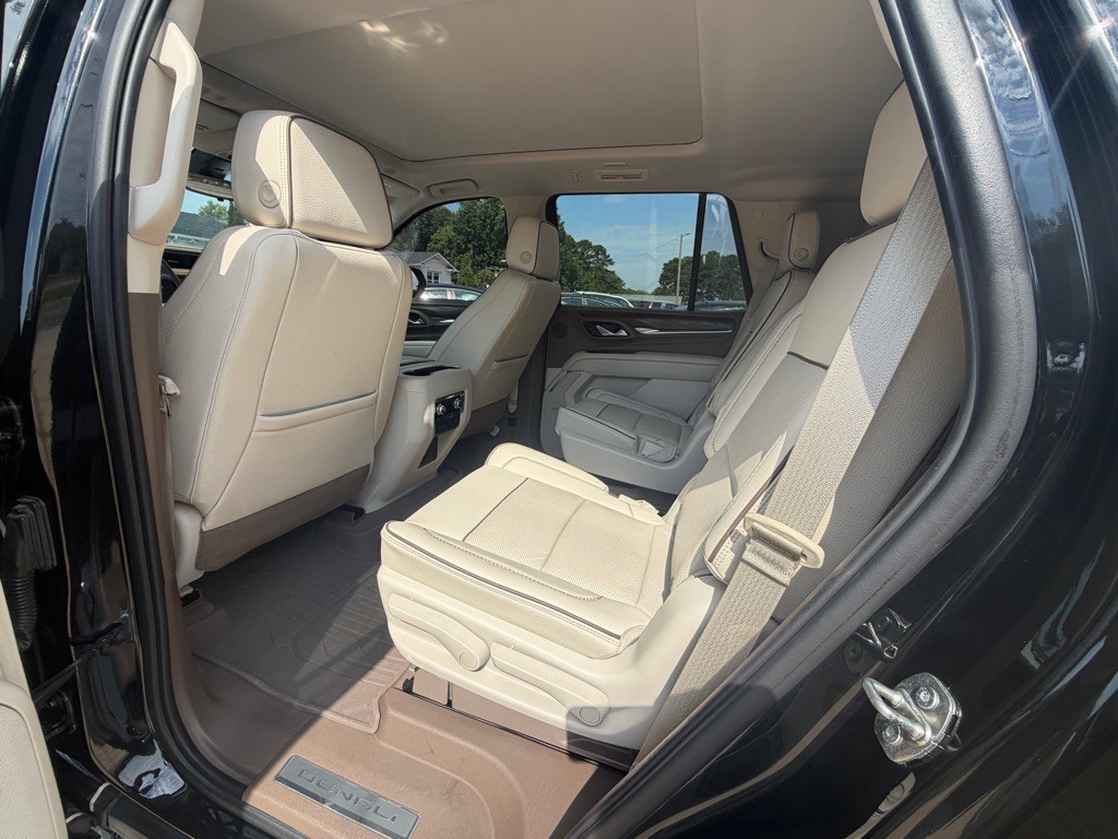 2021 GMC Yukon Image 14
