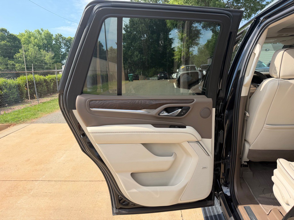 2021 GMC Yukon Image 15