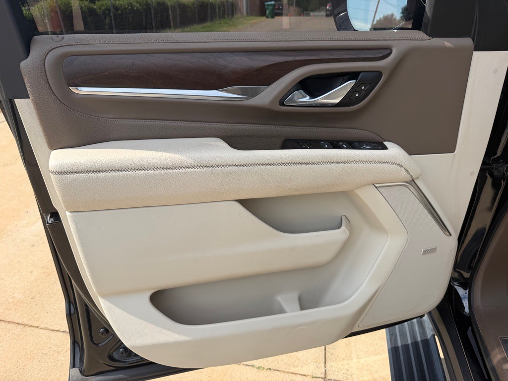 2021 GMC Yukon Image 17