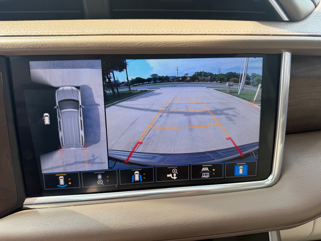 2021 GMC Yukon Image 28