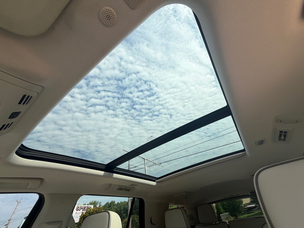 2021 GMC Yukon Image 29