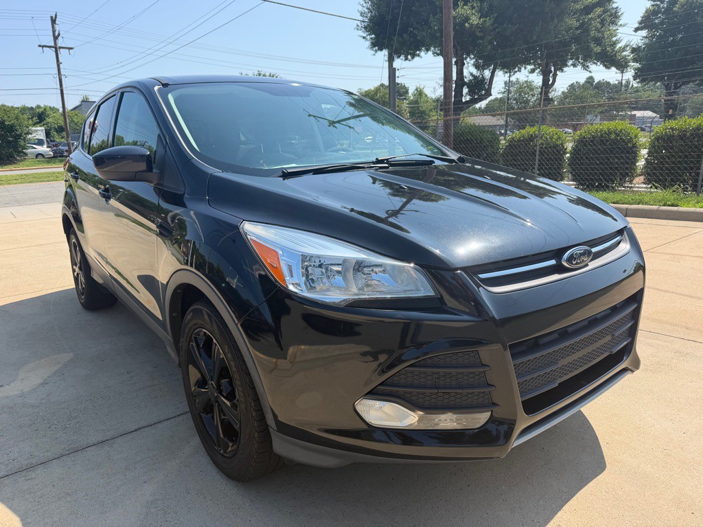 2014 Ford Escape Image 1