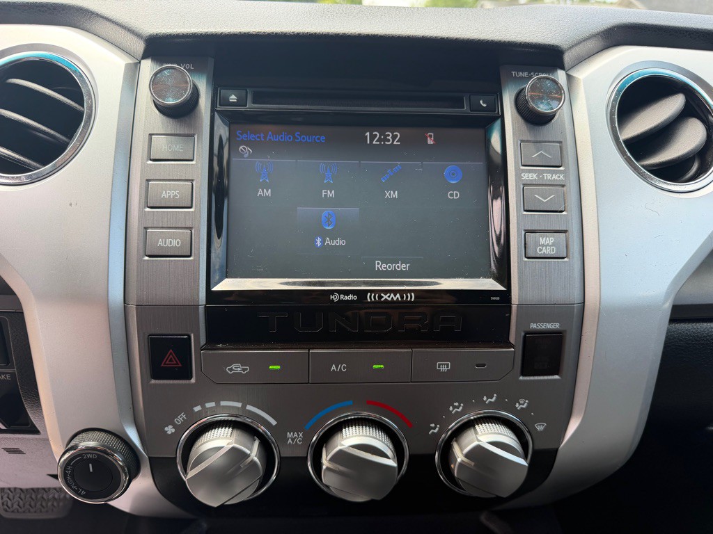 2016 Toyota Tundra Image 14