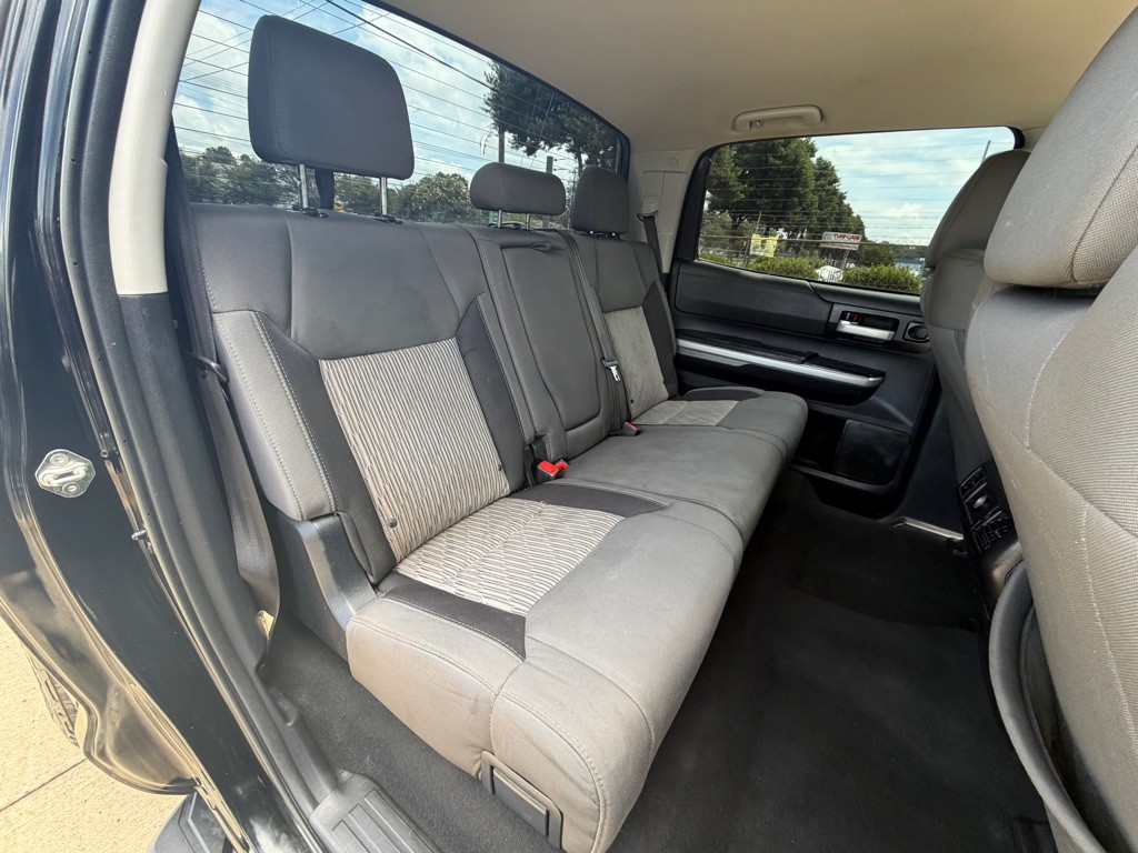 2016 Toyota Tundra Image 20