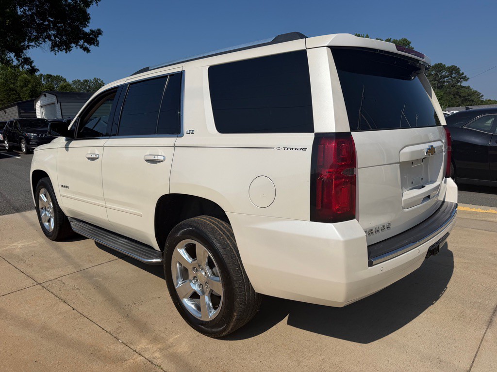 2015 Chevrolet Tahoe Image 4