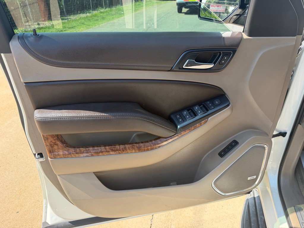 2015 Chevrolet Tahoe Image 15