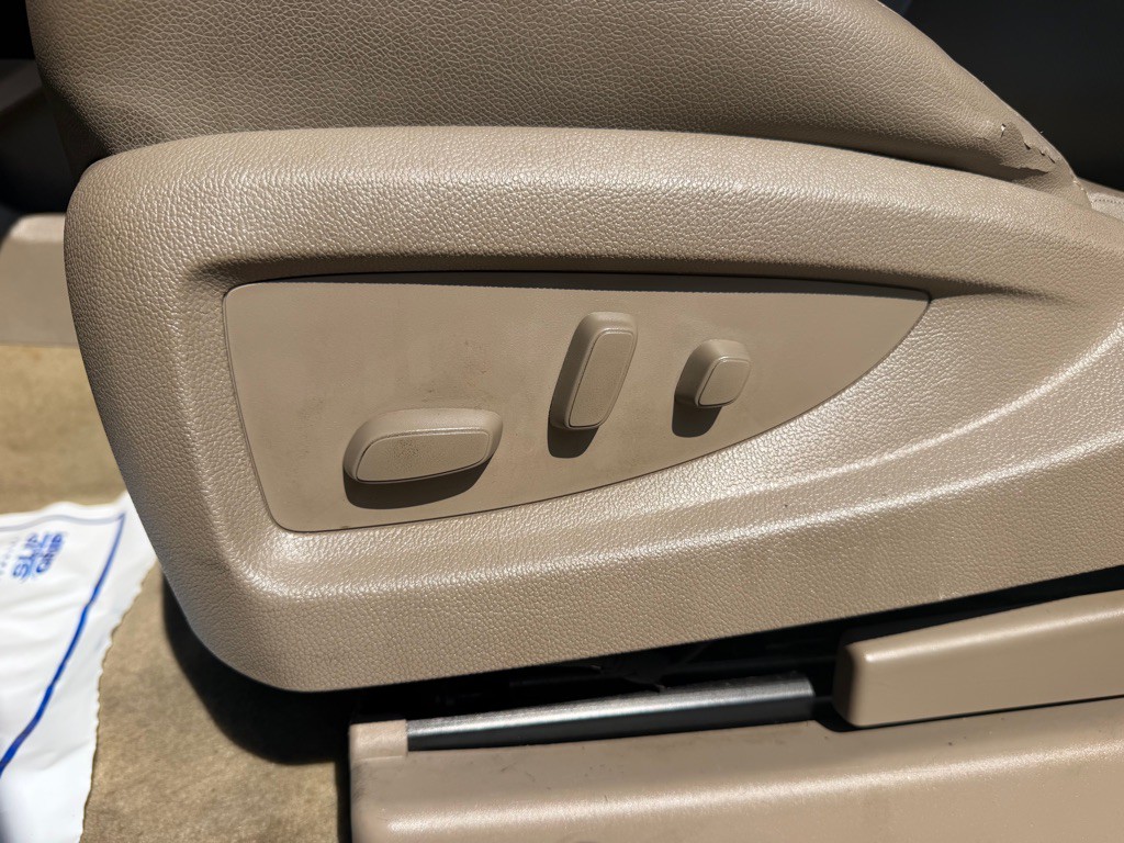 2015 Chevrolet Tahoe Image 17