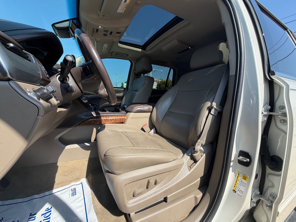 2015 Chevrolet Tahoe Image 19