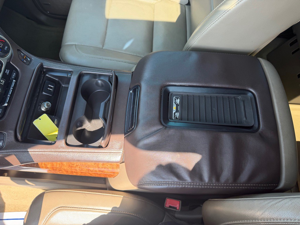 2015 Chevrolet Tahoe Image 29