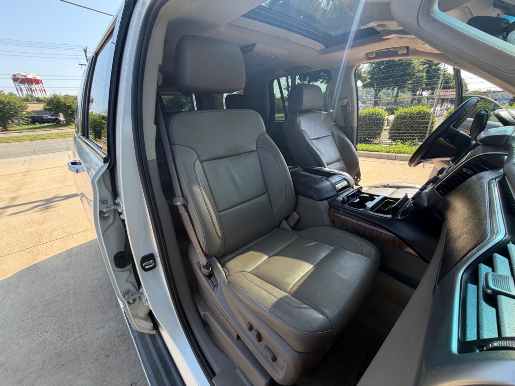 2015 Chevrolet Tahoe Image 34