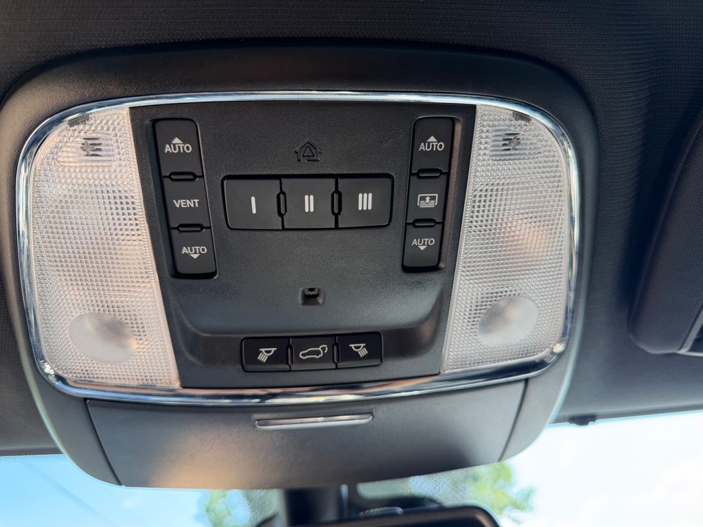 2014 Jeep Grand Cherokee Image 28