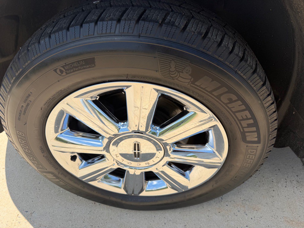 2008 Lincoln MKX Image 4