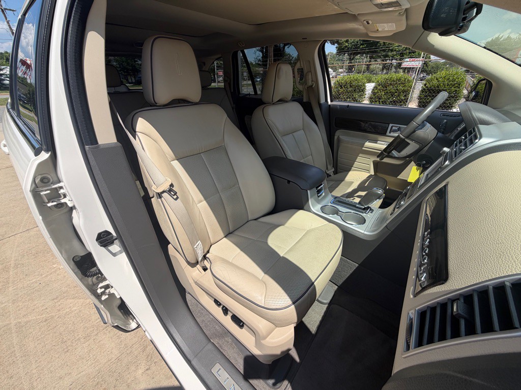 2008 Lincoln MKX Image 24