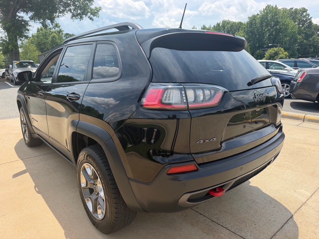 2019 Jeep Cherokee Image 5