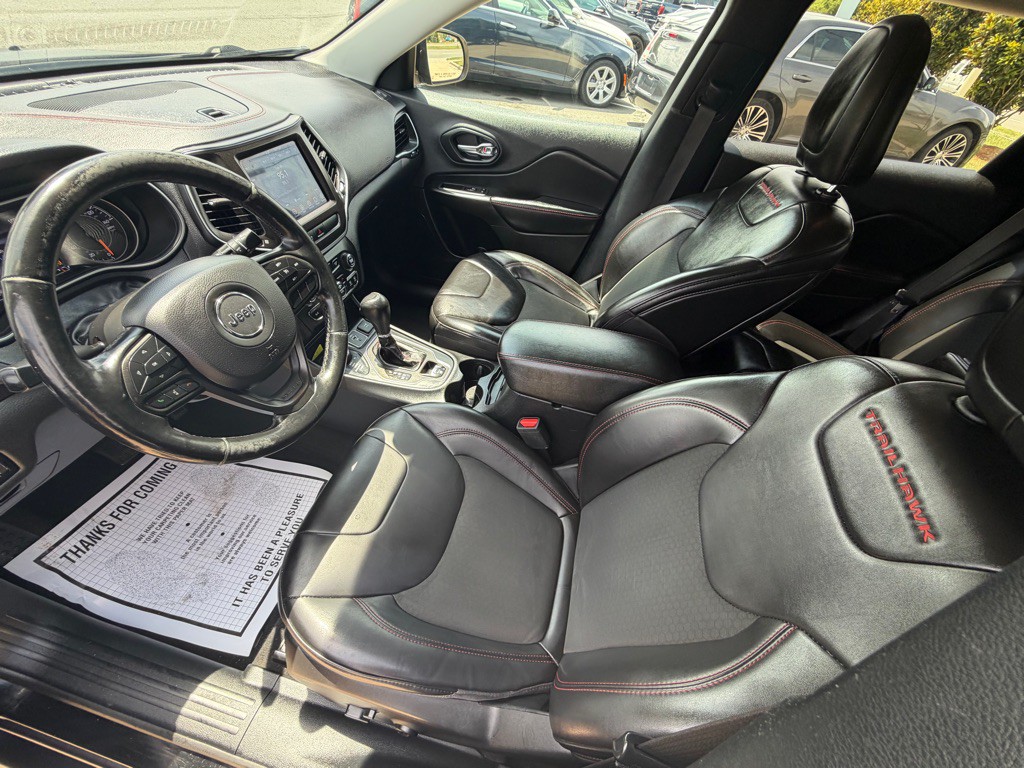 2019 Jeep Cherokee Image 11