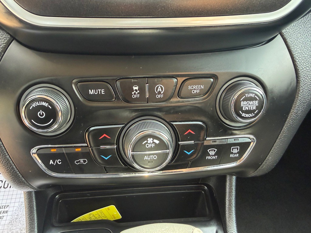 2019 Jeep Cherokee Image 20