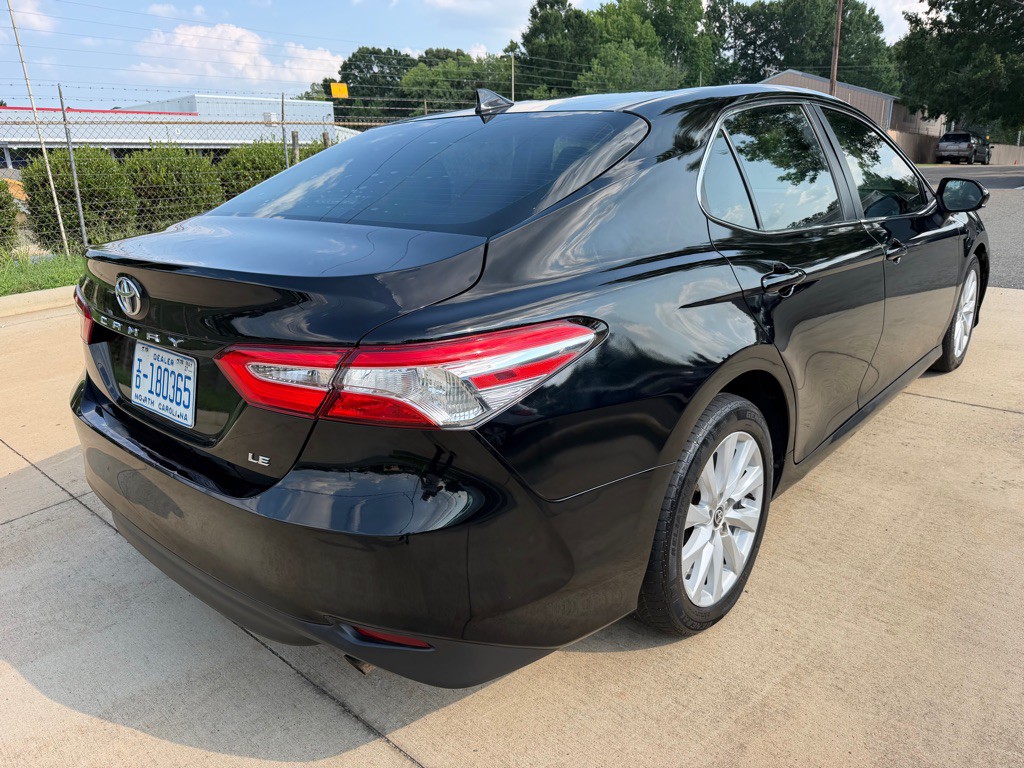 2020 Toyota Camry Image 6