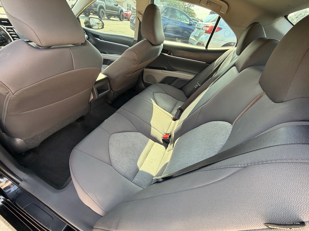 2020 Toyota Camry Image 9
