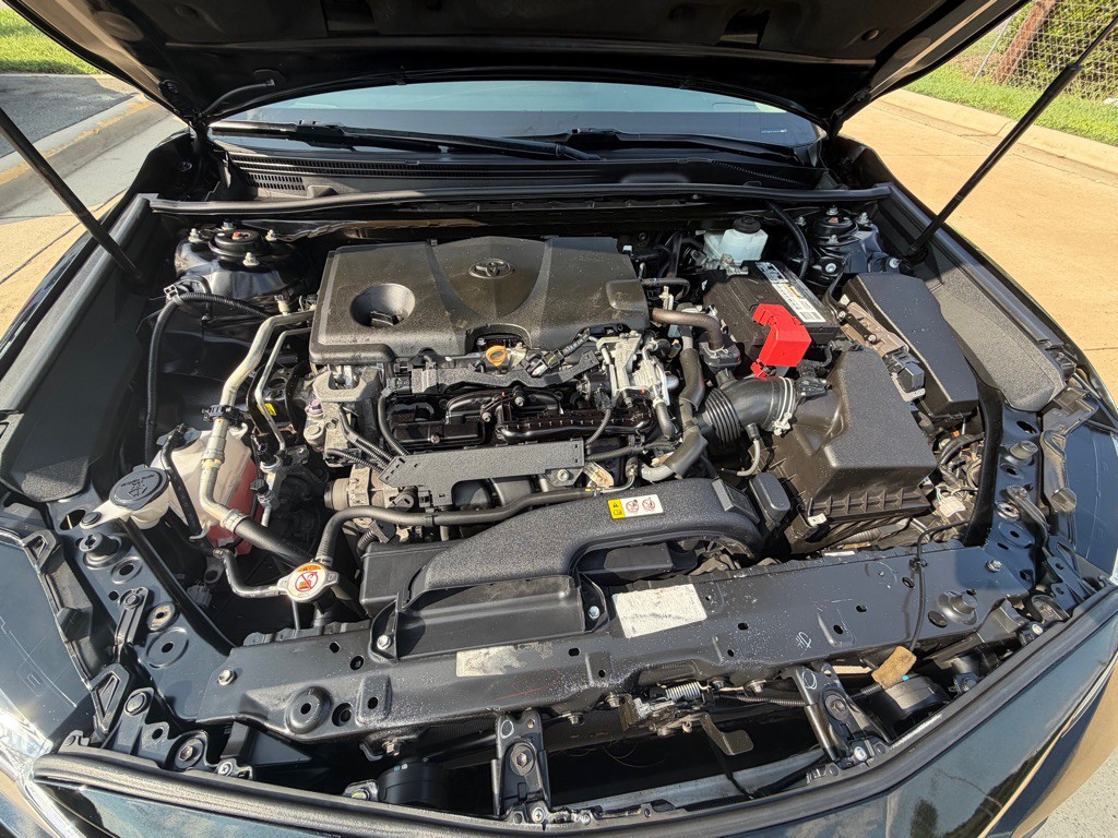 2020 Toyota Camry Image 19