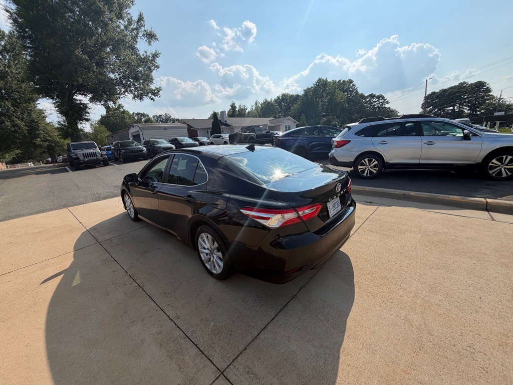 2020 Toyota Camry Image 23