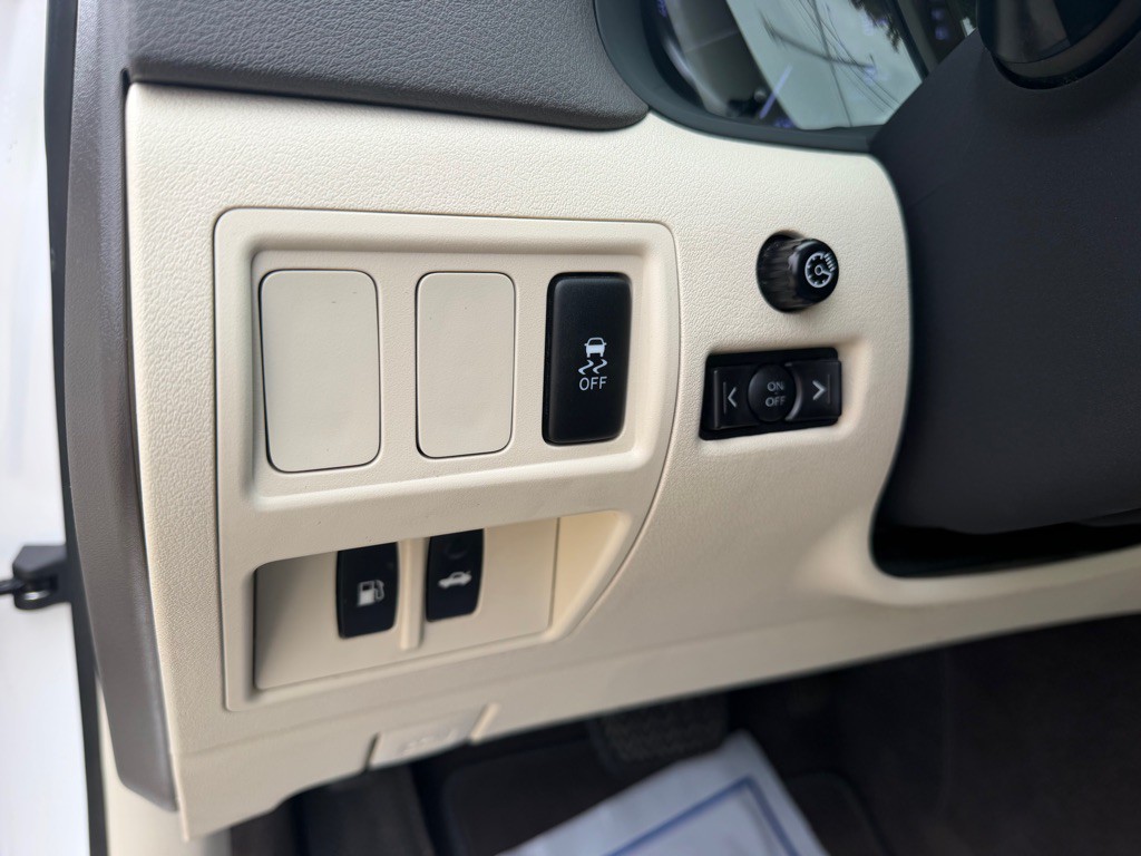 2012 Lexus IS Image 15