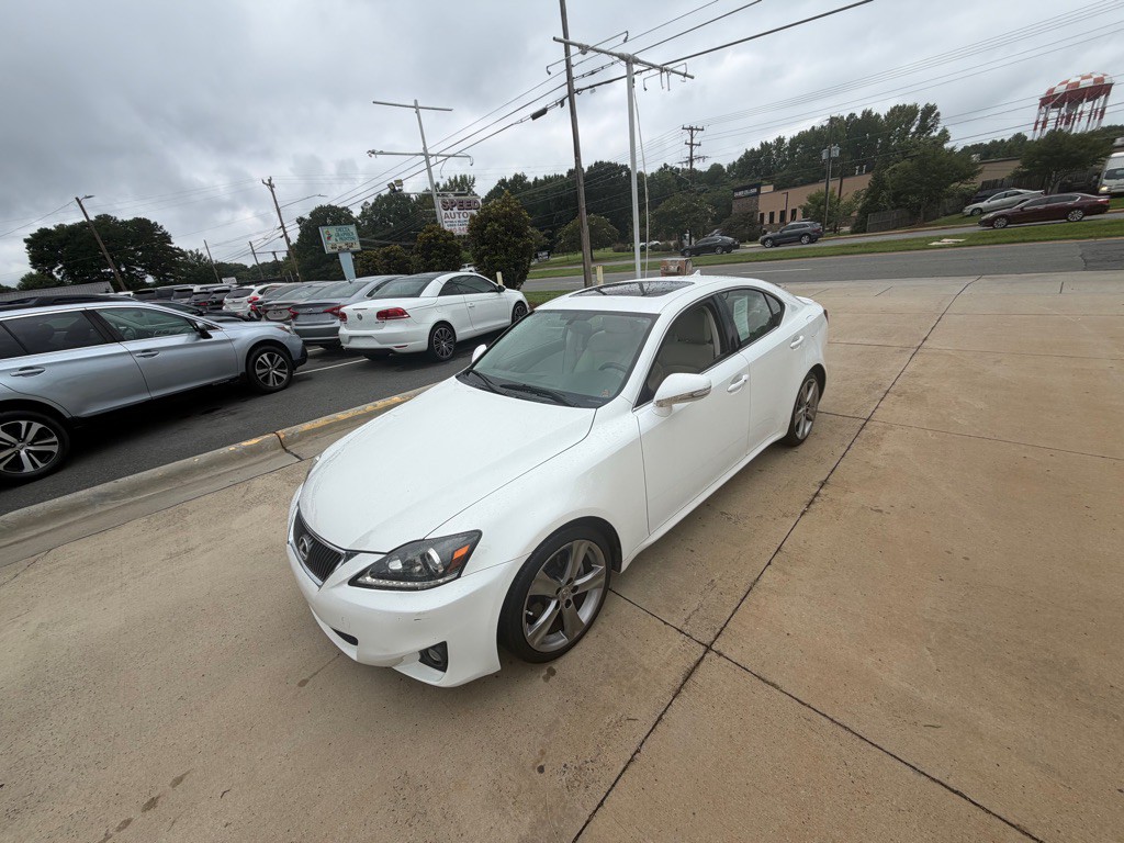 2012 Lexus IS Image 23
