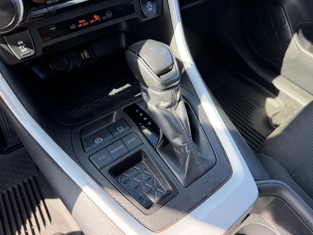 2024 Toyota Rav4 Image 21