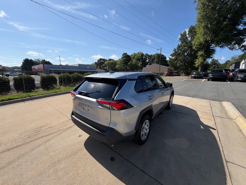 2024 Toyota Rav4 Image 26