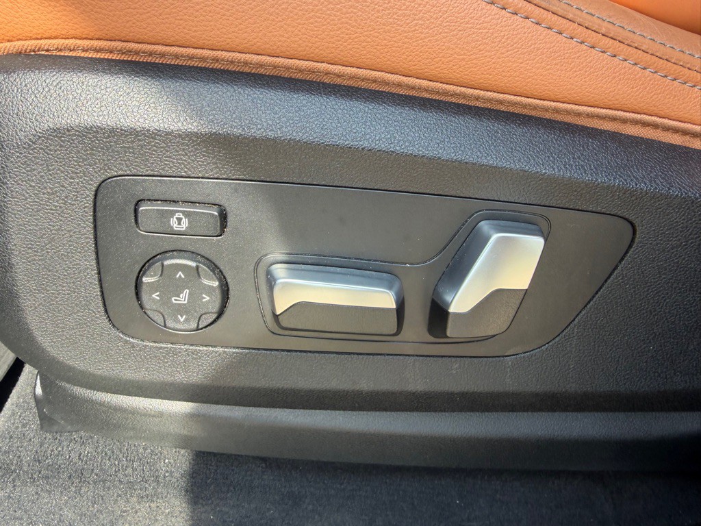 2019 BMW X5 Image 18