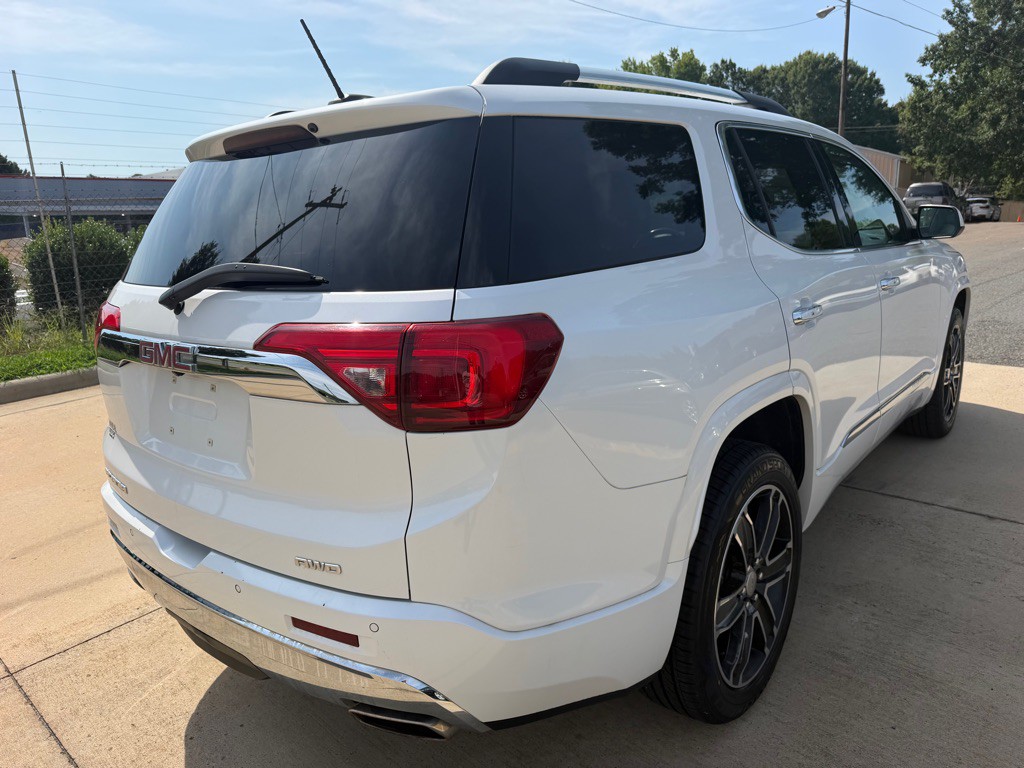 2019 GMC Acadia Image 7