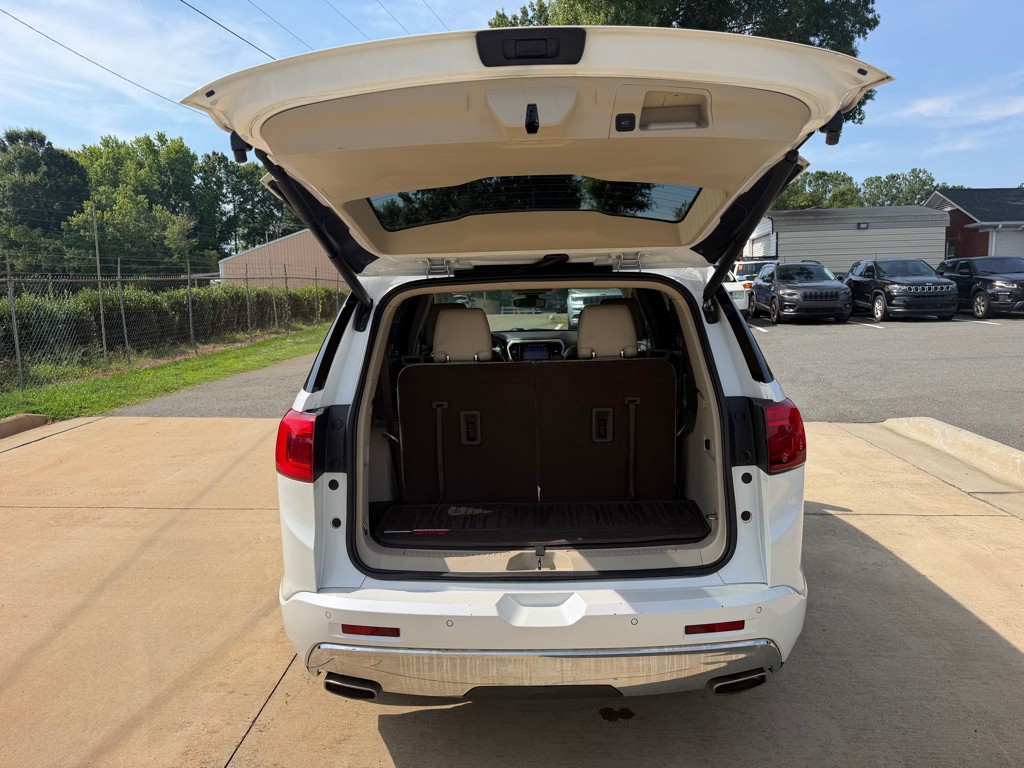 2019 GMC Acadia Image 8
