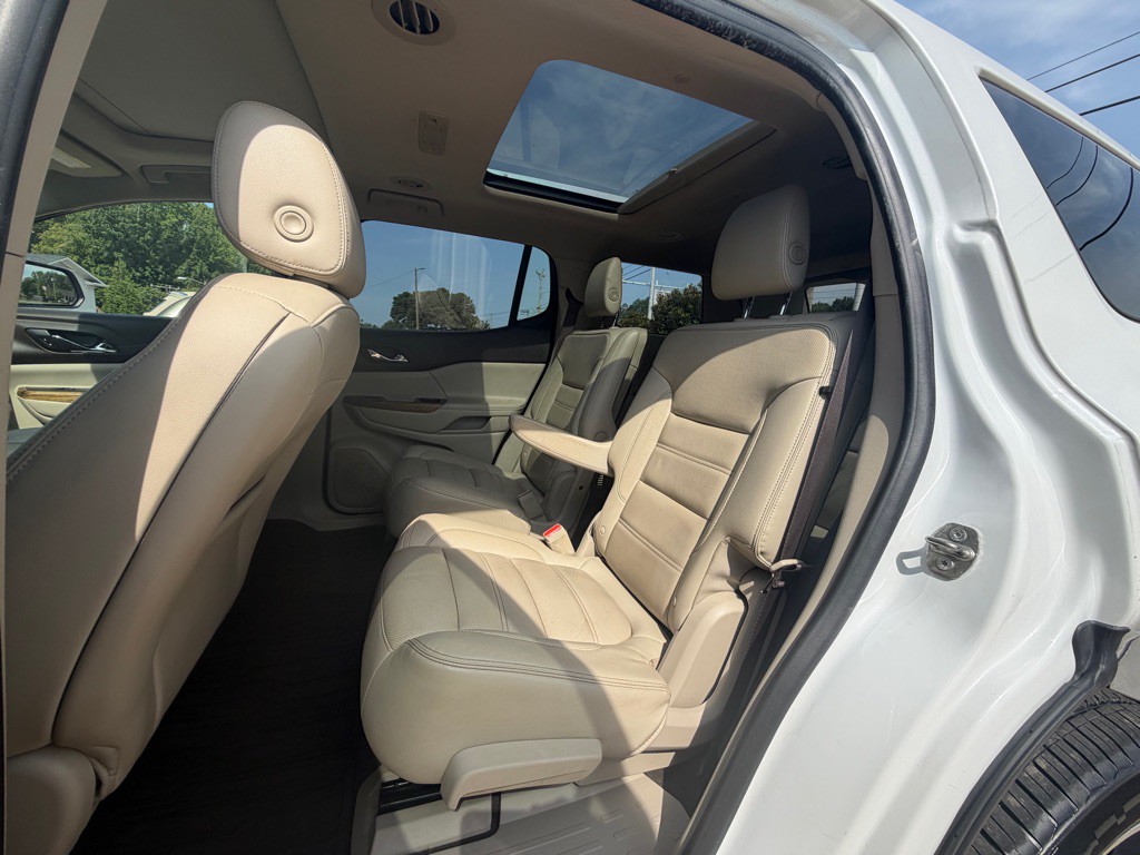2019 GMC Acadia Image 12