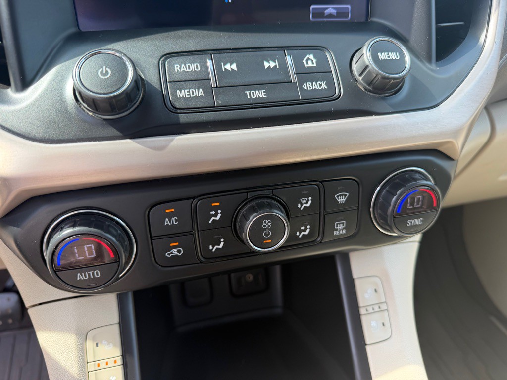 2019 GMC Acadia Image 25